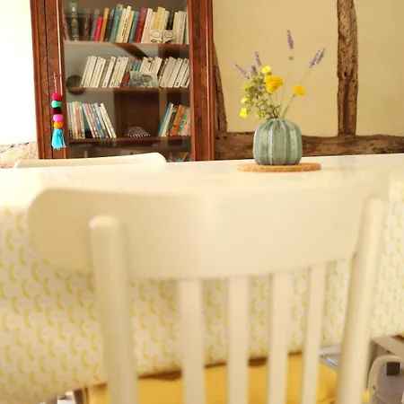Maison Mayjune * Irai