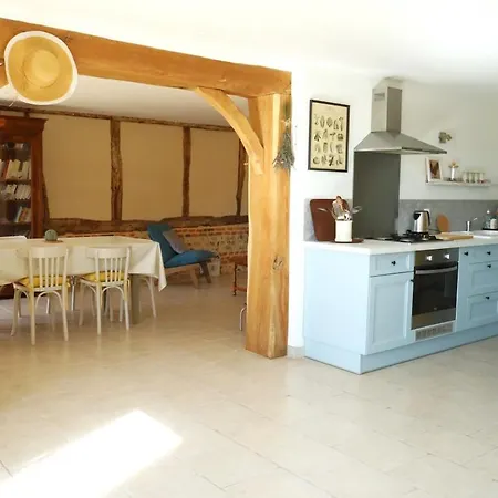 Maison Mayjune Irai