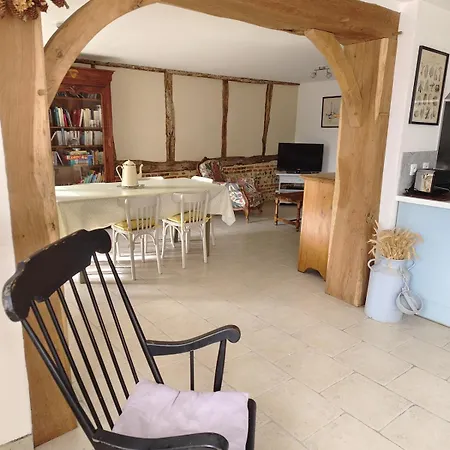 Maison Mayjune * Irai